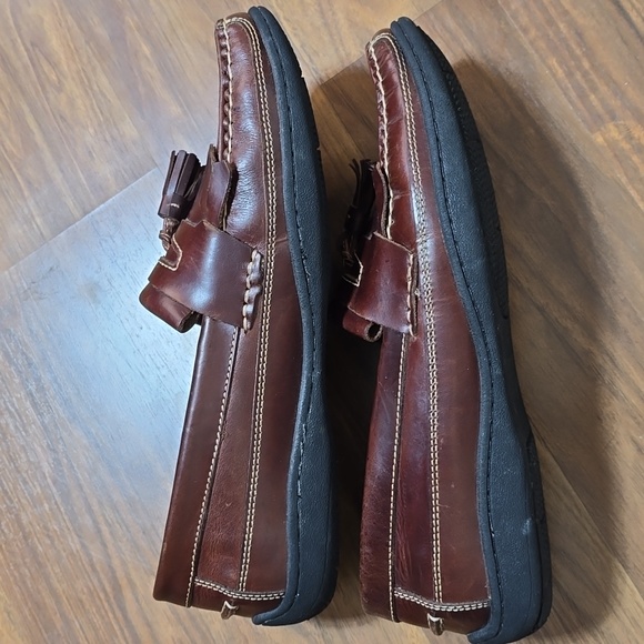 Johnston & Murphy Fowler Kiltie Tassel Loafer - Picture 6 of 13